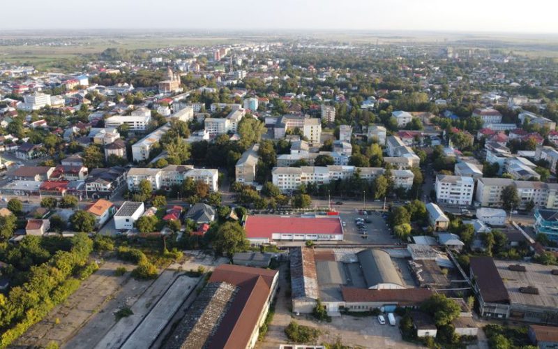 Мінімальна пенсія зросте майже на 4 000 гривень: хто отримає більше у серпні